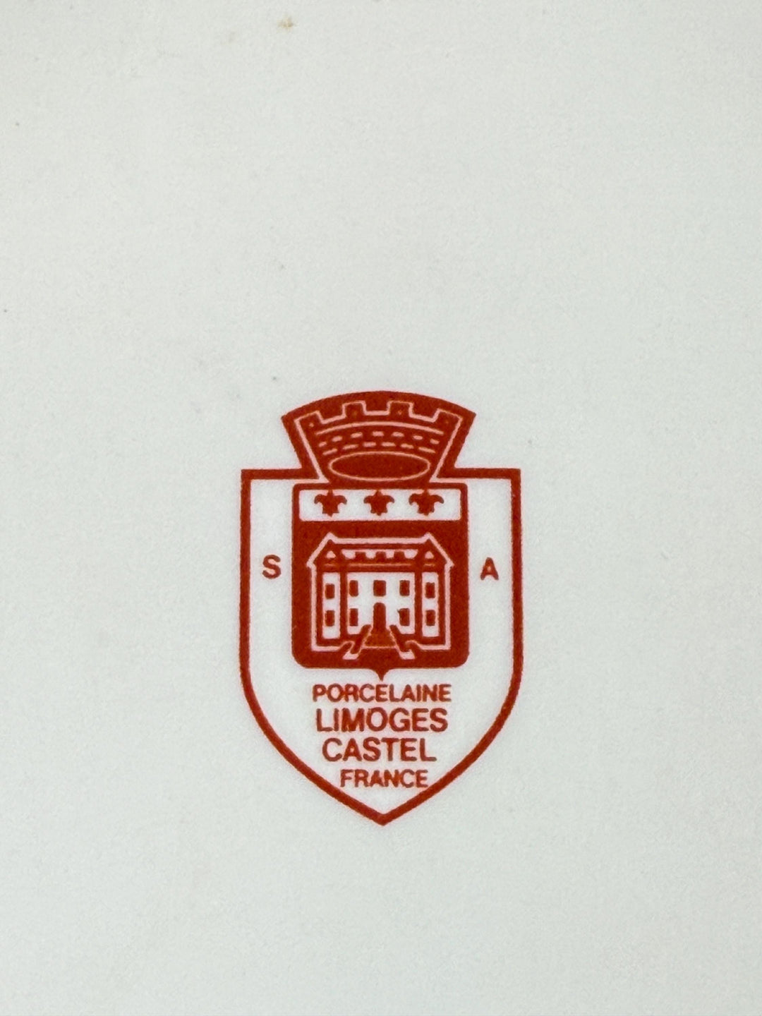 Vintage porcelain ''Piat Père et Fils'' Beaujolais Ashtray