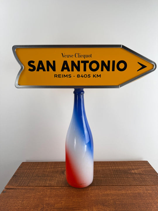 Veuve Clicquot San Antonio Arrow box