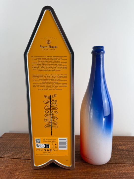 Veuve Clicquot San Antonio Arrow box