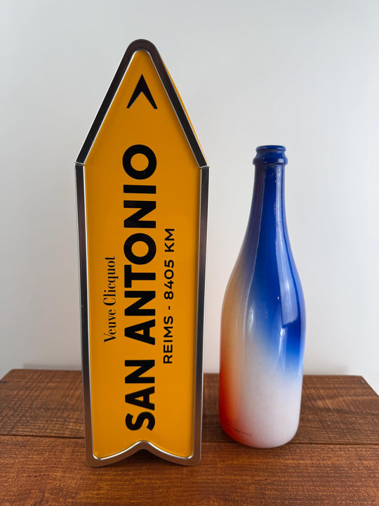 Veuve Clicquot San Antonio Arrow box