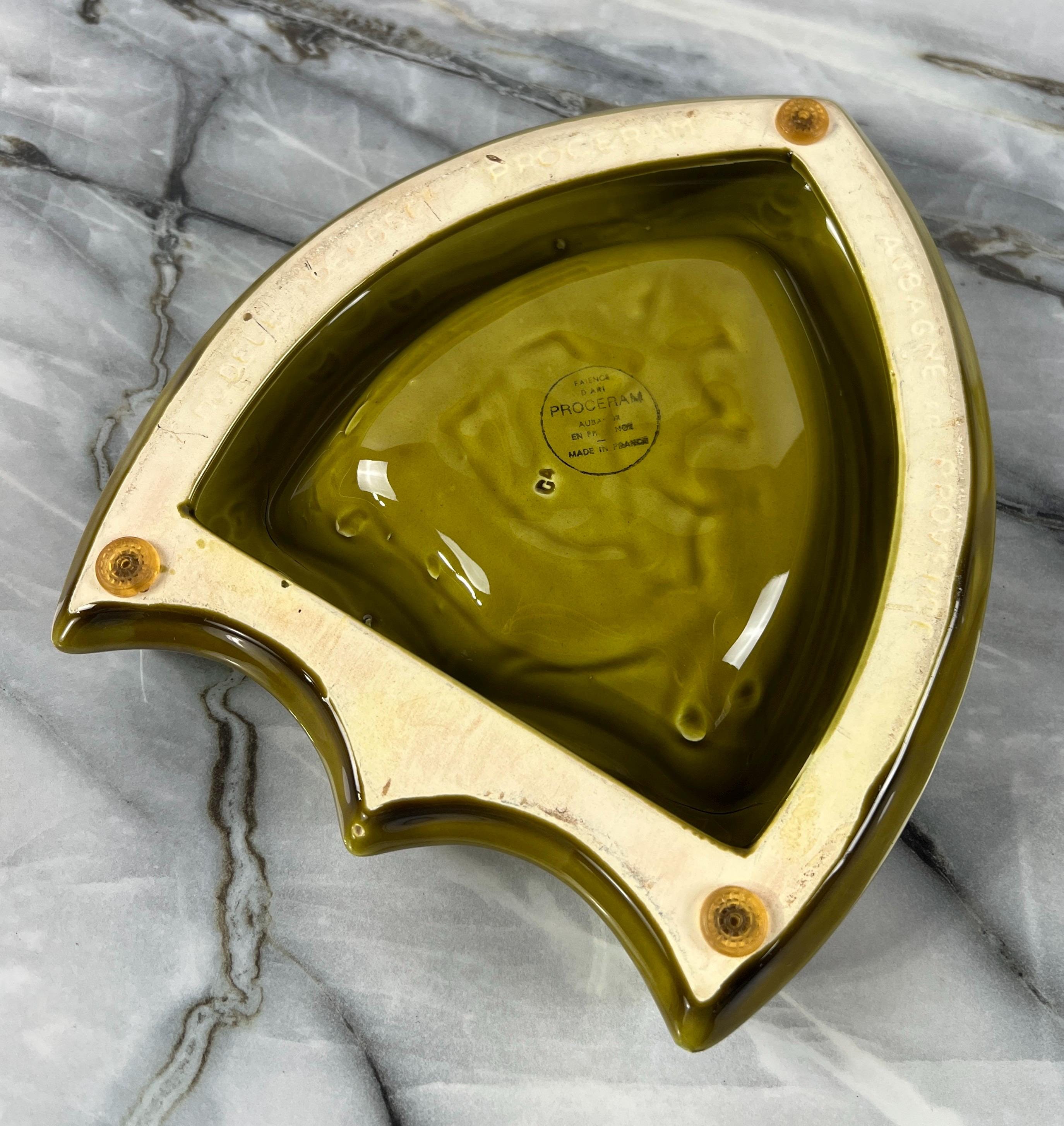 MOËT & CHANDON 灰皿 Vintage Champagne Moët & Chandon Ashtray – Maison des Vintages