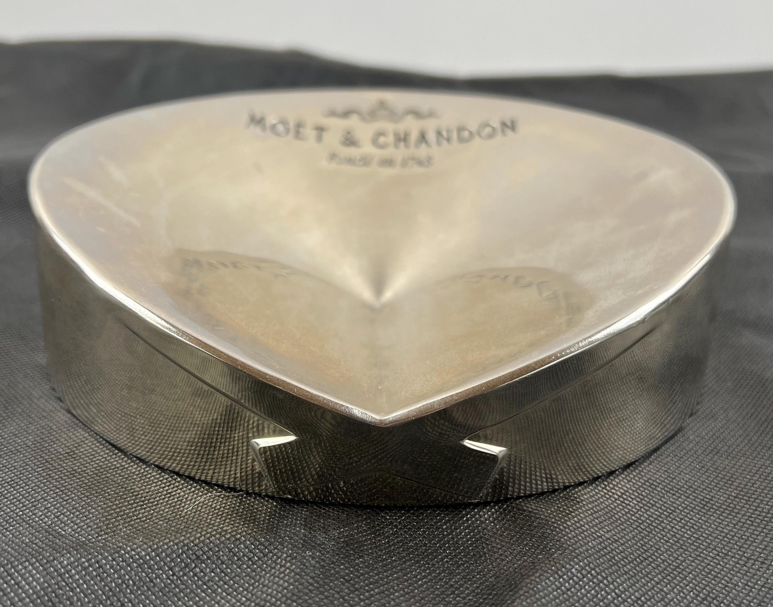 Vintage Metallic Moët & Chandon Champagne Ashtray – Maison des